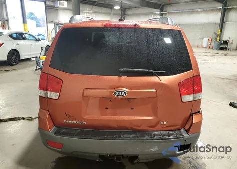 2009 Kia Borrego Lx z USA, uszkodzony, nr VIN KNDJH741895031053